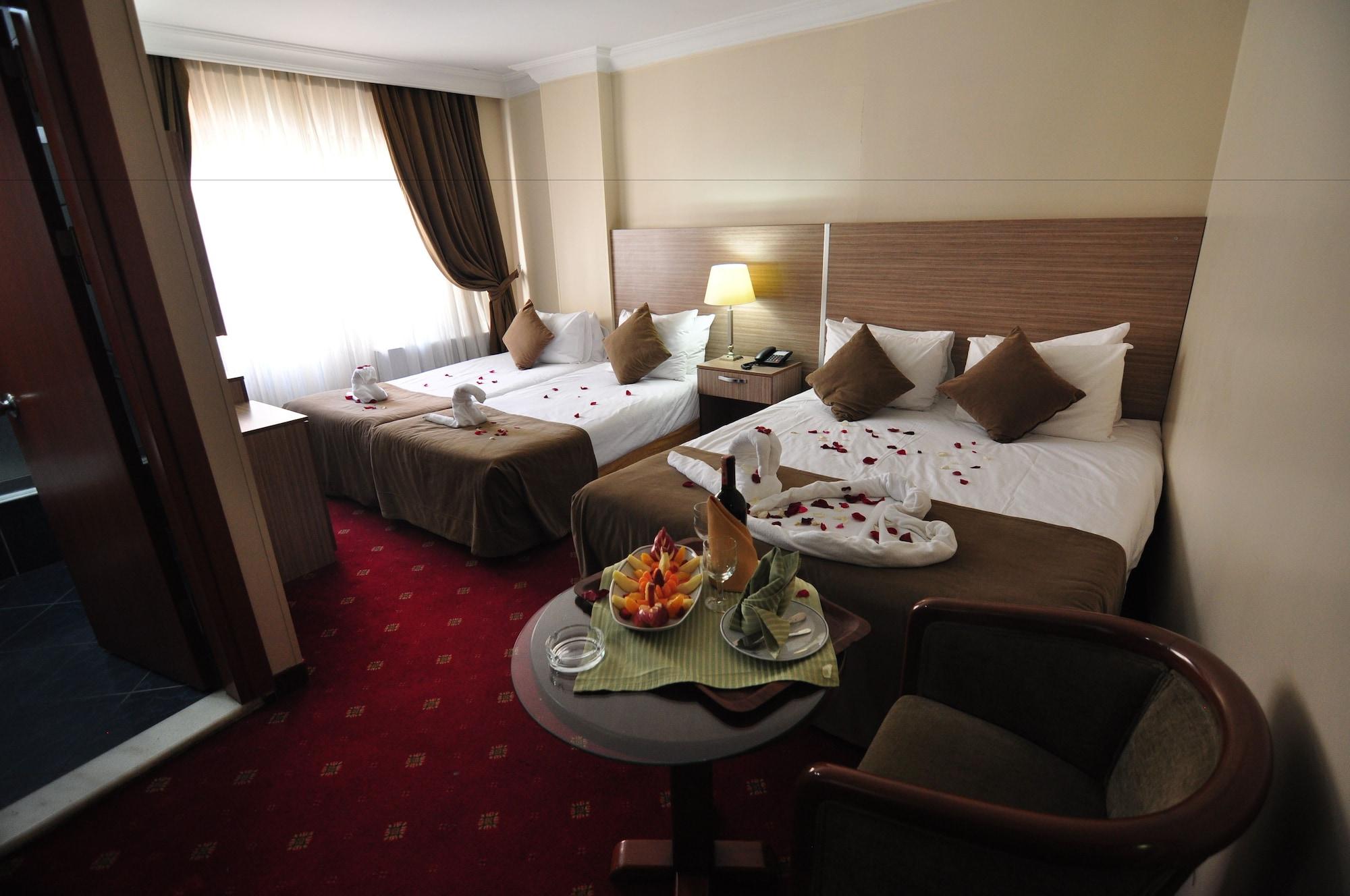 Hotel Buyuk Sahinler Istanbul Eksteriør bilde