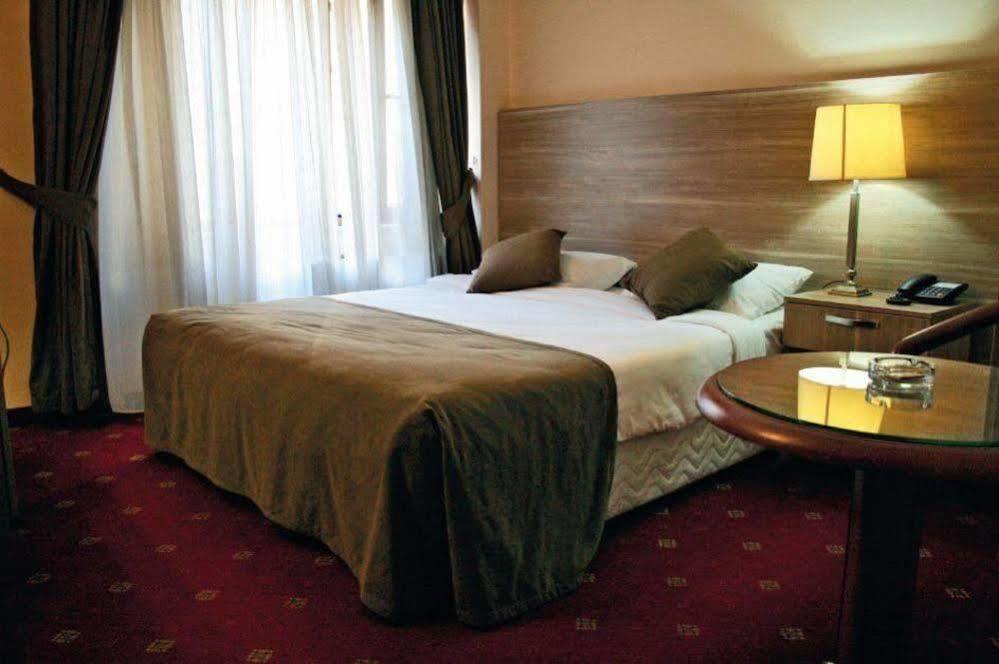 Hotel Buyuk Sahinler Istanbul Eksteriør bilde